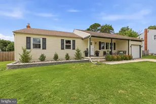 68 Deer Park Cir, Gloucester Township, NJ 08012 - Photo 2