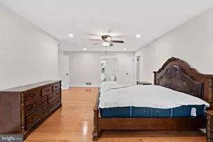 107 Renaissance Dr, Cherry Hill, NJ 08003 - Photo 36