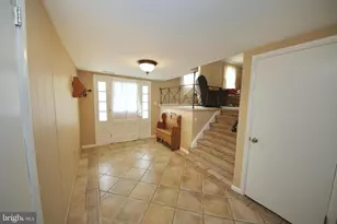 24 Homestead Rd, Stratford, NJ 08084 - Photo 4