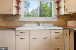 7040 Irving Ave, Pennsauken, NJ 08109 - Photo 8