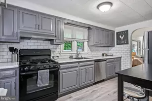6 Whitman Ave, Cherry Hill, NJ 08002 - Photo 12