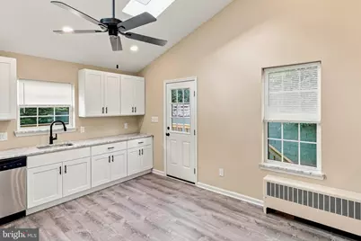 25 Thompson Avenue, Mount Ephraim, NJ 08059 - Photo 10
