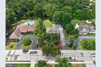 305 Grove Avenue, Berlin, NJ 08091 - Photo 40