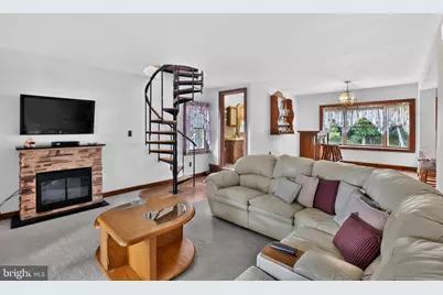 305 Grove Avenue, Berlin, NJ 08091 - Photo 12