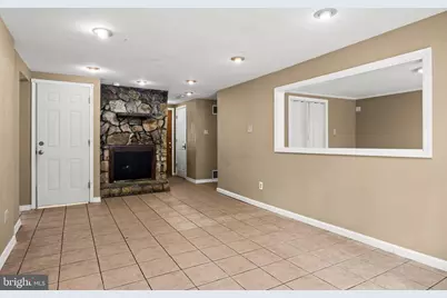 60 Trestle Avenue, Hammonton, NJ 08037 - Photo 6