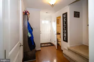 14 Village Green Ln, Sicklerville, NJ 08081 - Photo 2