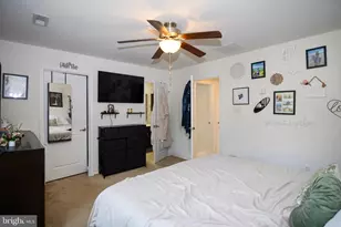 14 Village Green Ln, Sicklerville, NJ 08081 - Photo 16
