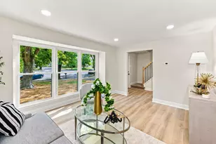 81 Lamppost Ln, Somerdale, NJ 08083 - Photo 6
