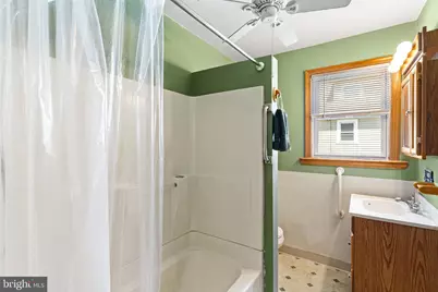140 Albany Avenue, Barrington, NJ 08007 - Photo 16