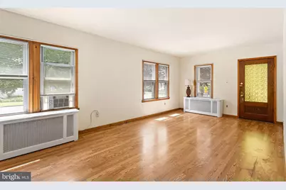 140 Albany Avenue, Barrington, NJ 08007 - Photo 6