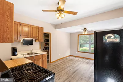 140 Albany Avenue, Barrington, NJ 08007 - Photo 8