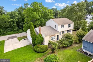 260 Village Ct, Haddonfield, NJ 08033 - Photo 2