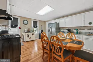 324 Hunter St, Gloucester City, NJ 08030 - Photo 8