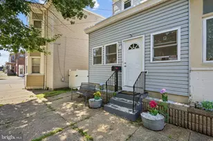 324 Hunter St, Gloucester City, NJ 08030 - Photo 2