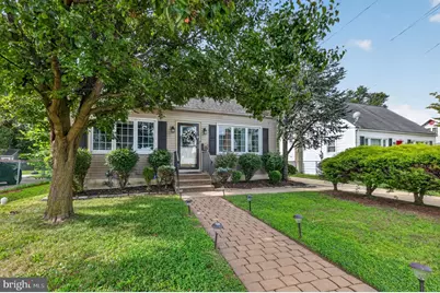 126 E Lafayette Avenue, Magnolia, NJ 08049 - Photo 2