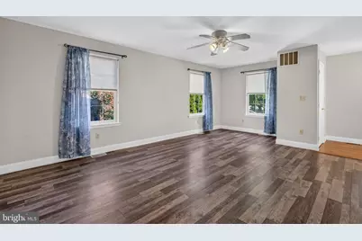 5020 Holmecrest Avenue, Pennsauken Twp, NJ 08109 - Photo 10