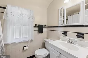 105 E Coulter Ave, Collingswood, NJ 08108 - Photo 10