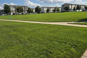 47 Village Green Ln, Sicklerville, NJ 08081 - Photo 18