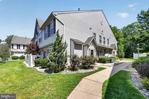 203 Tanglewood Dr, Sicklerville, NJ 08081 - Photo 1