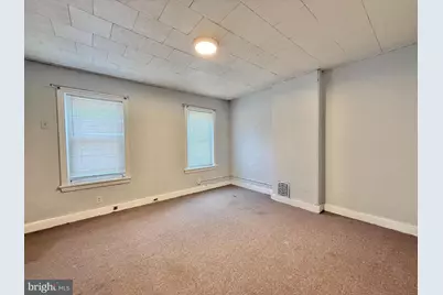 570 Line Street, Camden, NJ 08103 - Photo 12