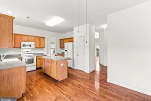 151 White Cedar Dr, Sicklerville, NJ 08081 - Photo 14