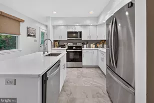 27 Grasmur Ct, Berlin, NJ 08009 - Photo 10