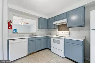 217 Vista Ct, Sicklerville, NJ 08081 - Photo 1