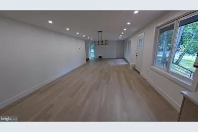 555 Bilper Avenue, Lindenwold, NJ 08021 - Photo 4