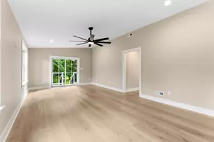 205 E Merchant St, Audubon, NJ 08106 - Photo 20