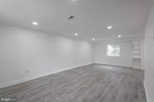 613 Market St, Gloucester City, NJ 08030 - Photo 8