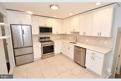 561 Covered Bridge Road, Cherry Hill, NJ 08034 - Photo 8