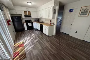 38 Chiswick Dr, Lindenwold, NJ 08021 - Photo 2