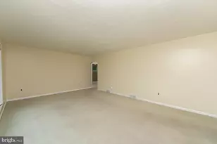 6 Sunset Dr, Voorhees, NJ 08043 - Photo 2