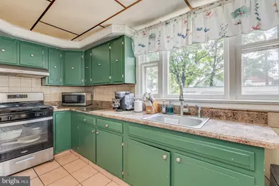 230 Elm Avenue, Woodlynne, NJ 08107 - Photo 10