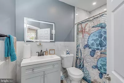 230 Elm Avenue, Woodlynne, NJ 08107 - Photo 12