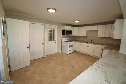 707 Beechwood Avenue, Cherry Hill, NJ 08002 - Photo 10