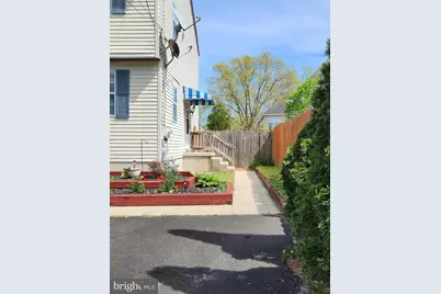 1205 B E Atlantic Avenue, Gloucester Township, NJ 08012 - Photo 2
