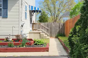 1205 B E Atlantic Ave, Gloucester Township, NJ 08012 - Photo 2