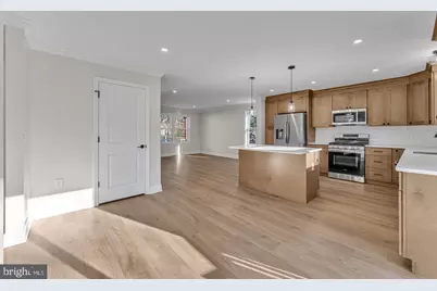 54 E Buttonwood Avenue, Pine Hill, NJ 08021 - Photo 12