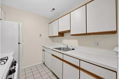 300 Tavistock, Cherry Hill, NJ 08034 - Photo 10