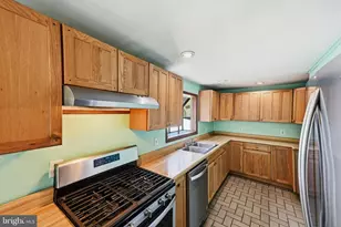 242 Trenton Ave, Laurel Springs, NJ 08021 - Photo 12