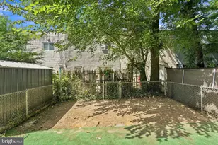 2427 S 12th St, Camden, NJ 08104 - Photo 28