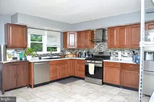 528-530 Vine St, Camden, NJ 08102 - Photo 2