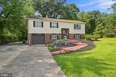 318 N Warwick Road, Lawnside, NJ 08045 - Photo 2