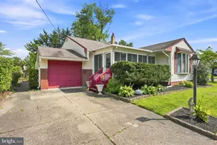 713 W Lincoln Ave, Magnolia, NJ 08049 - Photo 1