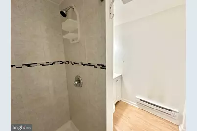 339 N Front Street N #UNIT D, Camden, NJ 08102 - Photo 4