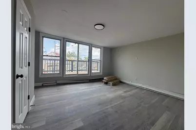 242 N Broadway #B, Gloucester City, NJ 08030 - Photo 2