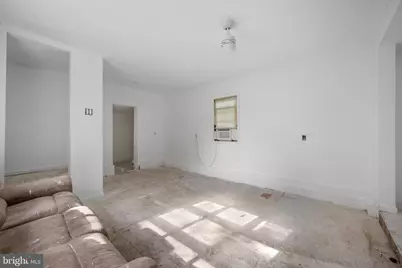 133 W Lake Avenue, Gloucester Township, NJ 08012 - Photo 30