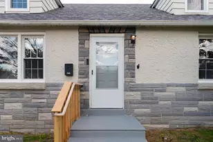 1009 Melrose Ave, Gloucester Township, NJ 08012 - Photo 2