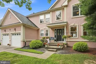 11 Equestrian Ln, Cherry Hill, NJ 08003 - Photo 2
